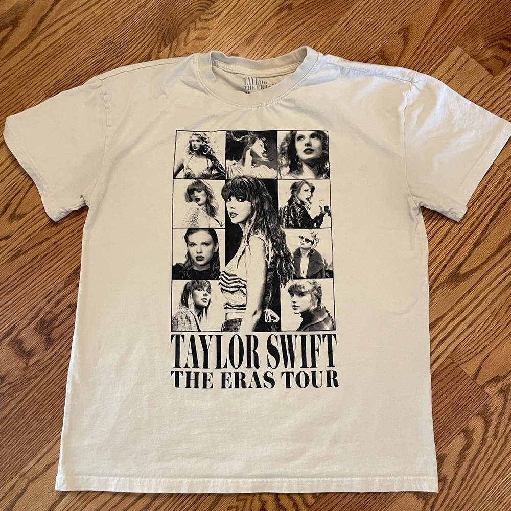 Taylor Swift Eras Tour Official Tee Top Merch New With Tag